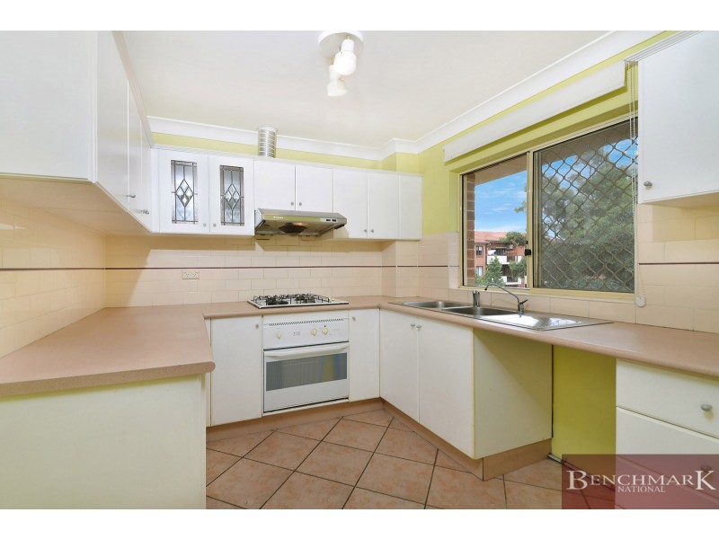 24/13 Hampden St, Beverly Hills NSW 2209