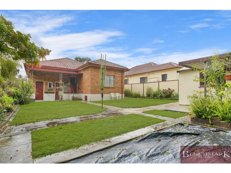 17 Kingsway, Kingsgrove NSW 2208
