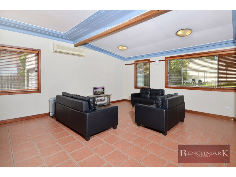 3 Martin St, Roselands NSW 2196