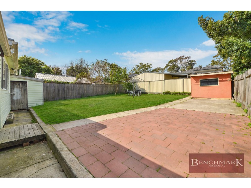 3 Martin St, Roselands NSW 2196