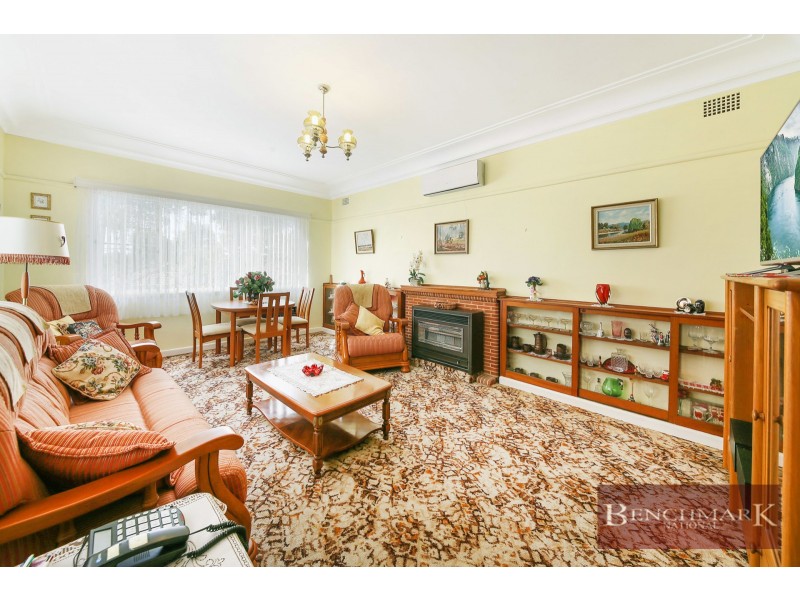 22 WARRAROONG STREET, Beverly Hills NSW 2209