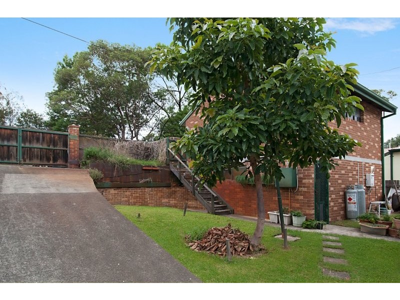 21 Waterview Street, Woy Woy NSW 2256