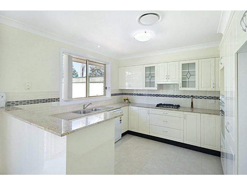 2/115 Rawson Road, Woy Woy NSW 2256