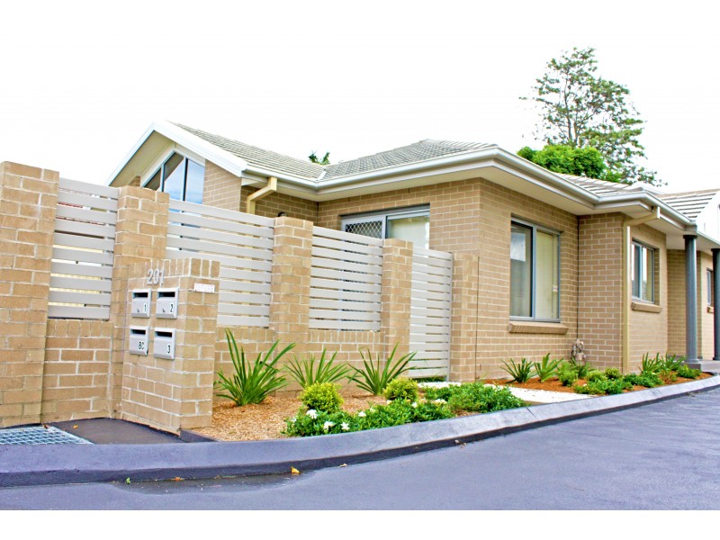 1/201 Blackwall Road, Woy Woy NSW 2256