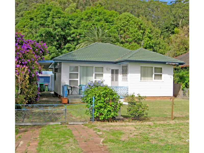 5 Oak Street, Blackwall NSW 2256