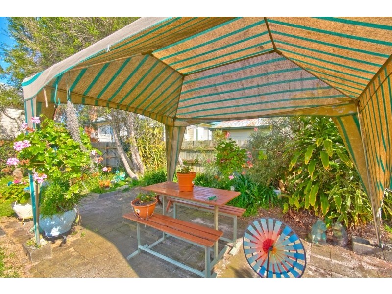 35 Bowden Road, Woy Woy NSW 2256