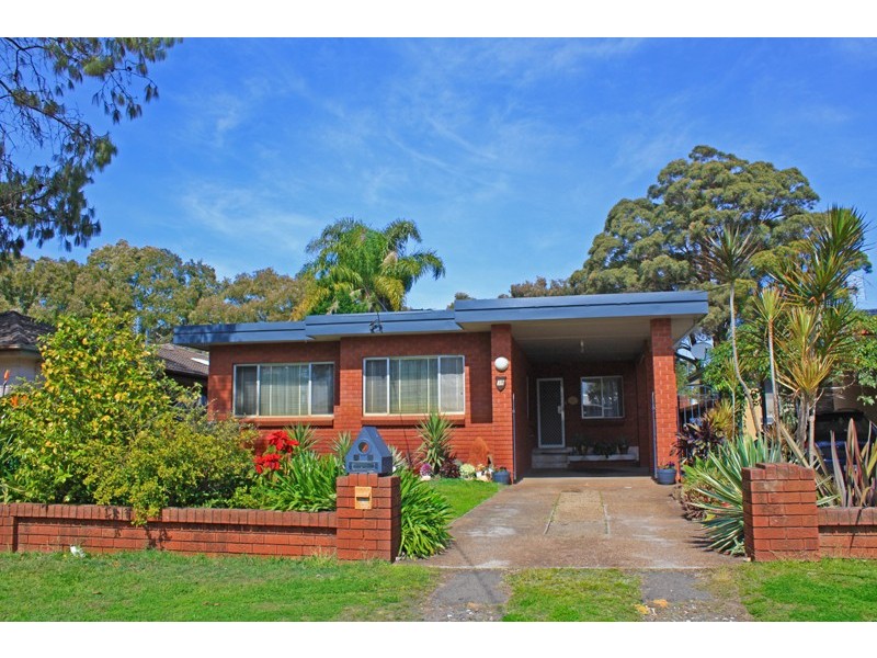 38 Mckenzie Ave, Woy Woy NSW 2256