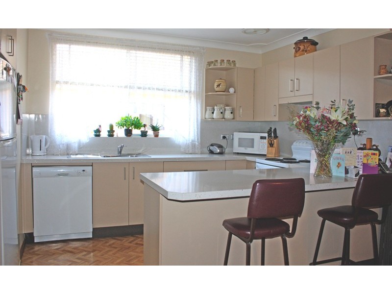 38 Mckenzie Ave, Woy Woy NSW 2256