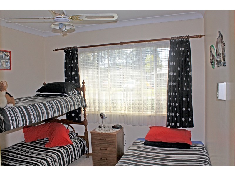 38 Mckenzie Ave, Woy Woy NSW 2256