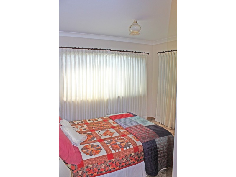 38 Mckenzie Ave, Woy Woy NSW 2256