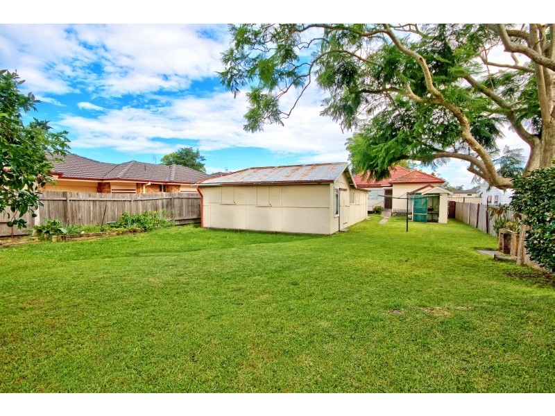 27 Farnell Road, Woy Woy NSW 2256