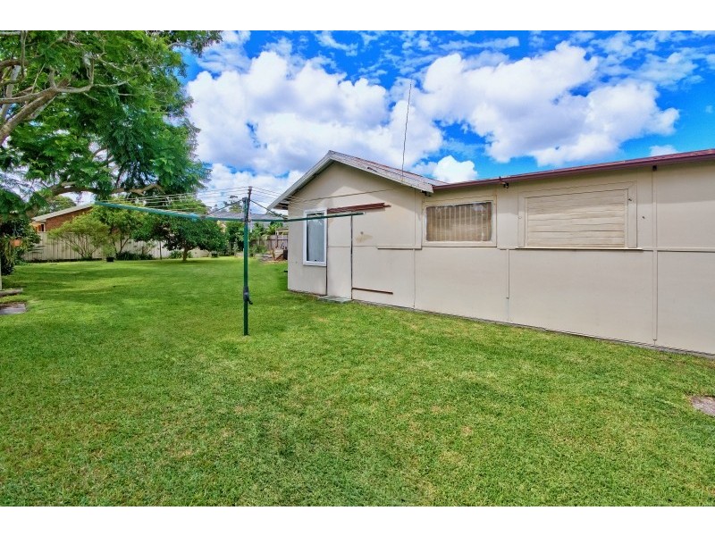 27 Farnell Road, Woy Woy NSW 2256