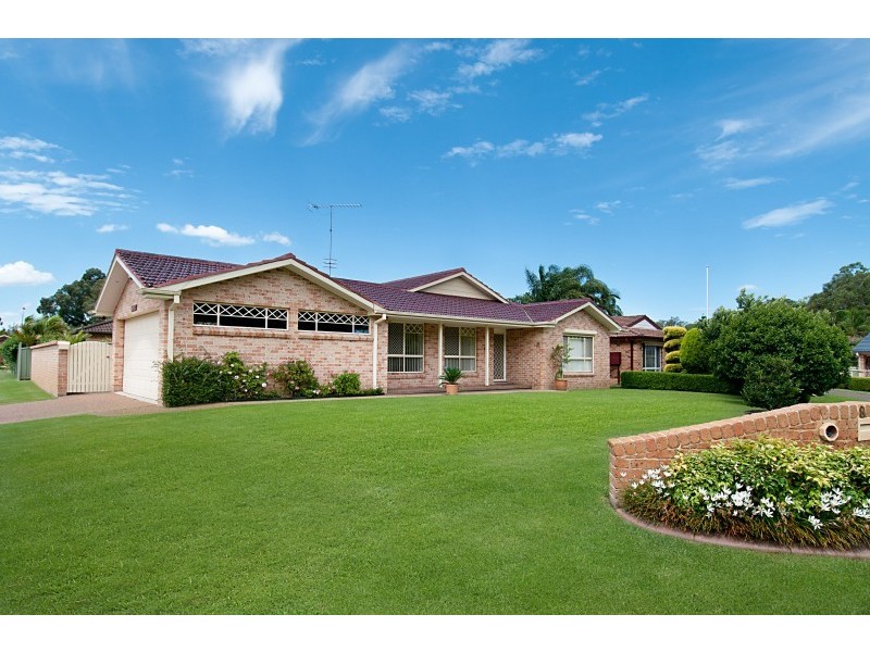 8 Macquaire Place, Umina Beach NSW 2257