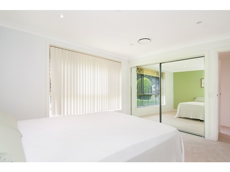 8 Macquaire Place, Umina Beach NSW 2257