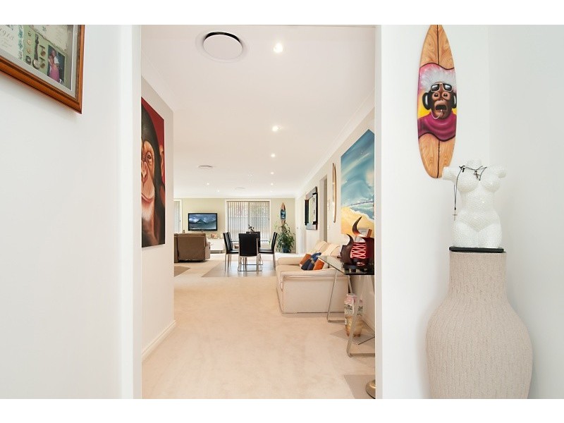 8 Macquaire Place, Umina Beach NSW 2257