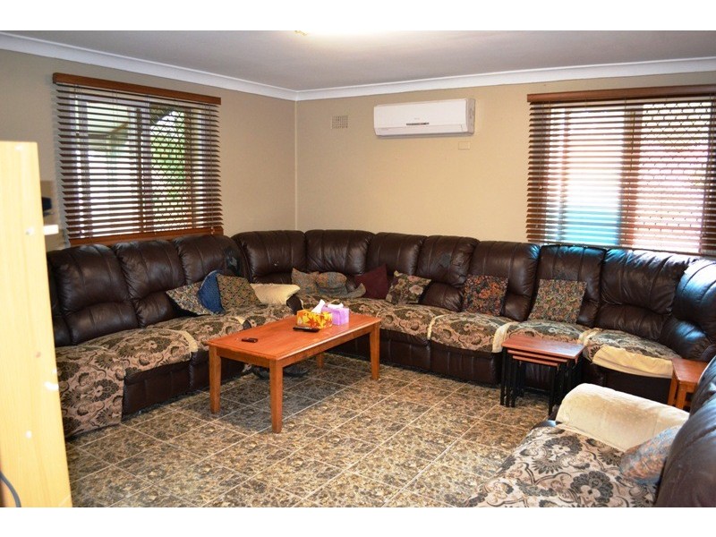 64 Siemens Crescent, Emerton NSW 2770