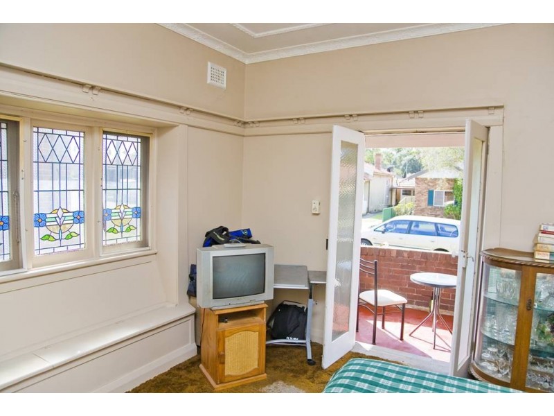 18 WHEELER STREET, Carlton NSW 2218