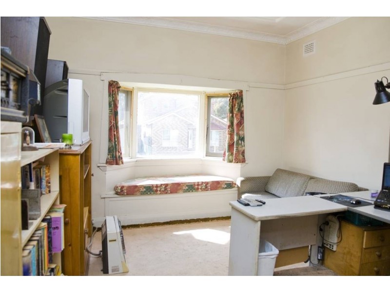 18 WHEELER STREET, Carlton NSW 2218