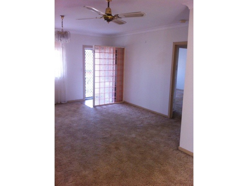 2/37 GREENACRE, South Hurstville NSW 2221