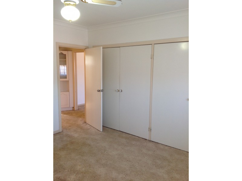 2/37 GREENACRE, South Hurstville NSW 2221