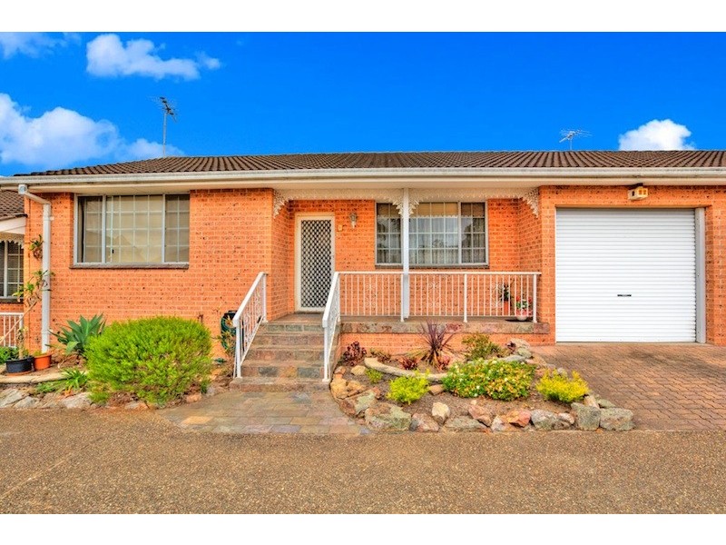 2/37 GREENACRE ROAD, South Hurstville NSW 2221