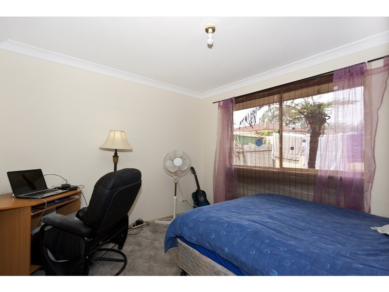 5 Hydrangea Pl, Macquarie Fields NSW 2564