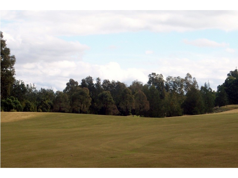 Macquarie Links NSW 2565