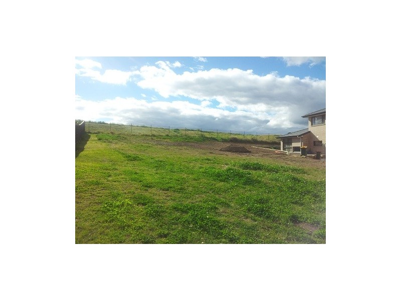 Macquarie Links NSW 2565