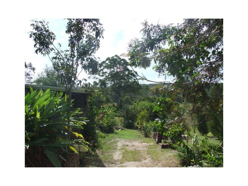 96 Buckley Road, Kin Kin QLD 4571