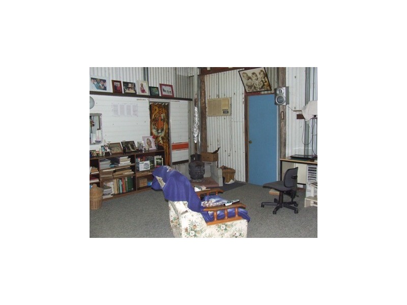 96 Buckley Road, Kin Kin QLD 4571