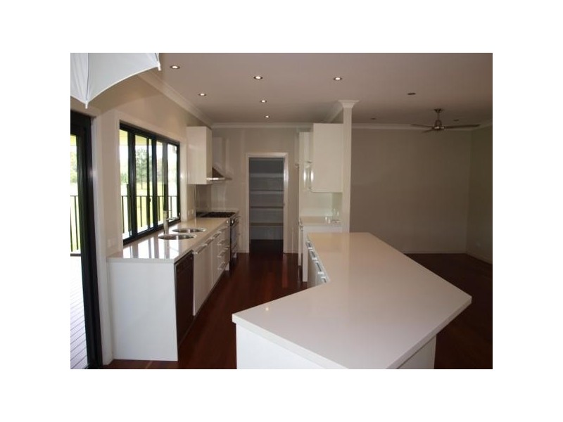 81 Lake Flat Road, Boreen Point QLD 4565