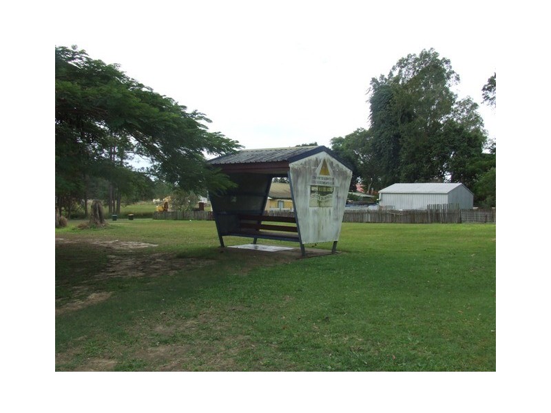 2 English Street, Elimbah QLD 4516