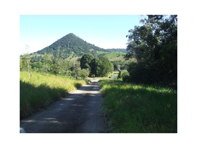 Pinbarren QLD 4568
