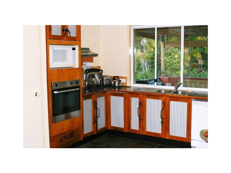 31 Woodswallow Lane, Black Mountain QLD 4563