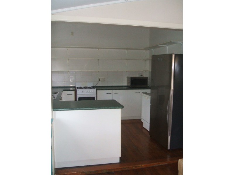 140 Kennigo Street, Spring Hill QLD 4000