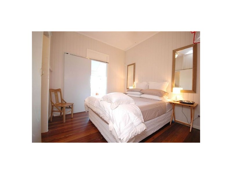 140 Kennigo Street, Spring Hill QLD 4000