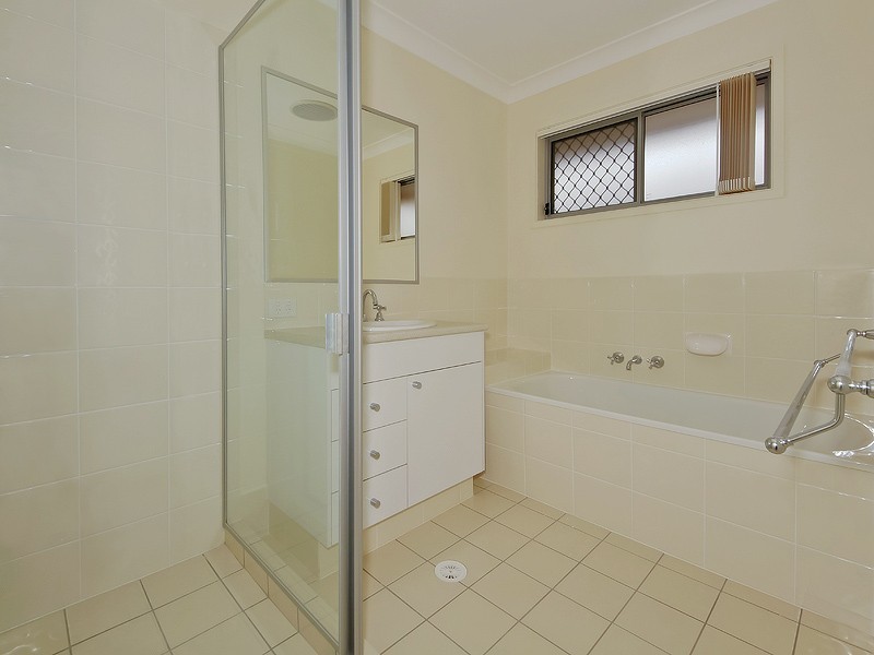 22 Maywood Place, Loganlea QLD 4131