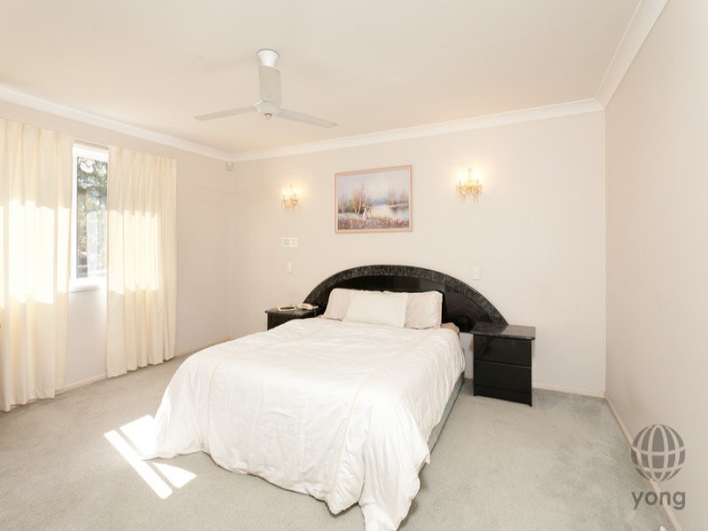 21 Lakewood Avenue, Parkinson QLD 4115