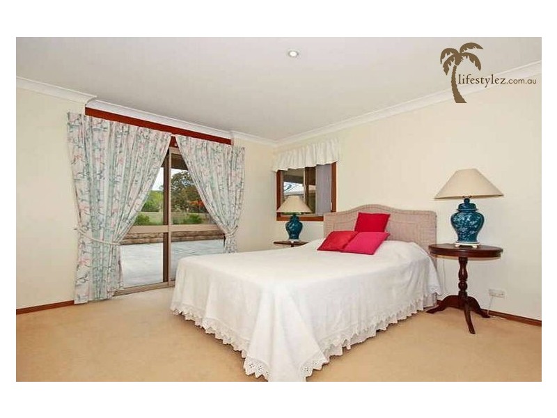 30 Holyrood Road, Maudsland QLD 4210
