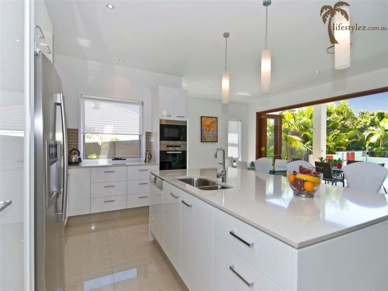 18 Corvus Drive, Robina QLD 4226