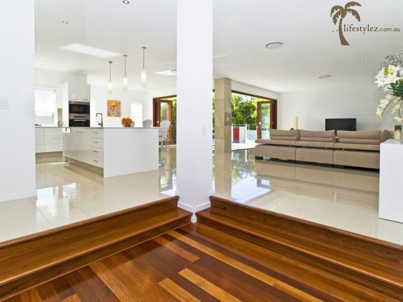 18 Corvus Drive, Robina QLD 4226