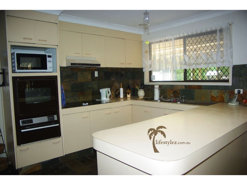 32 Alison Road, Carrara QLD 4211