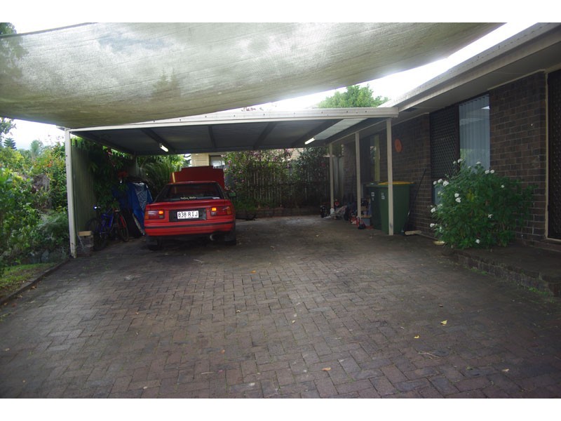 32 Alison Road, Carrara QLD 4211