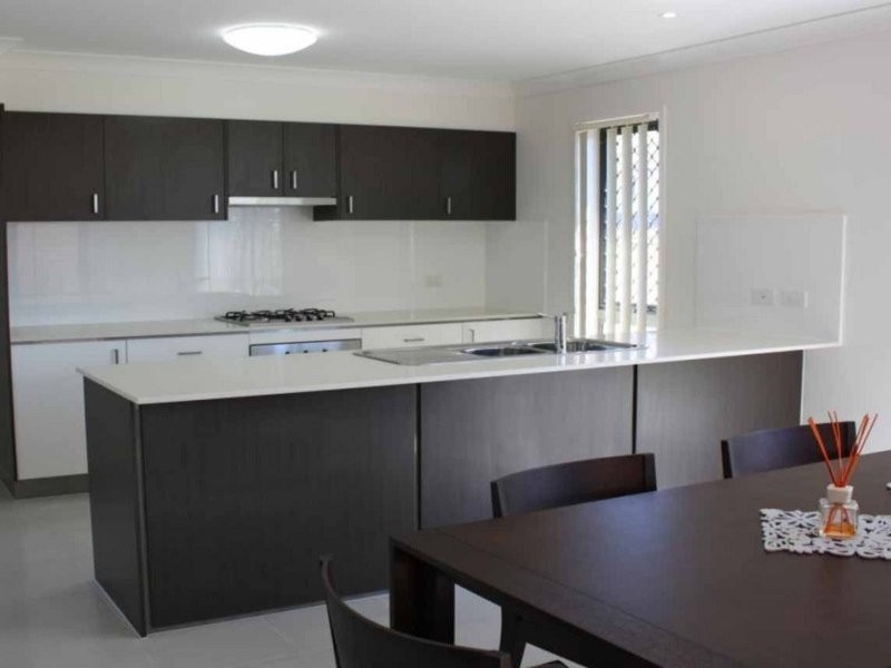 Pacific Pines QLD 4211