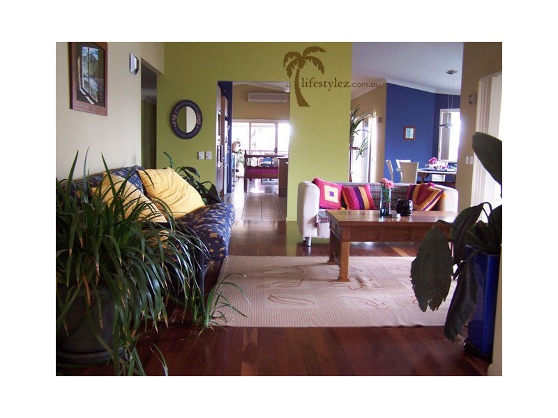 Highland Park QLD 4211