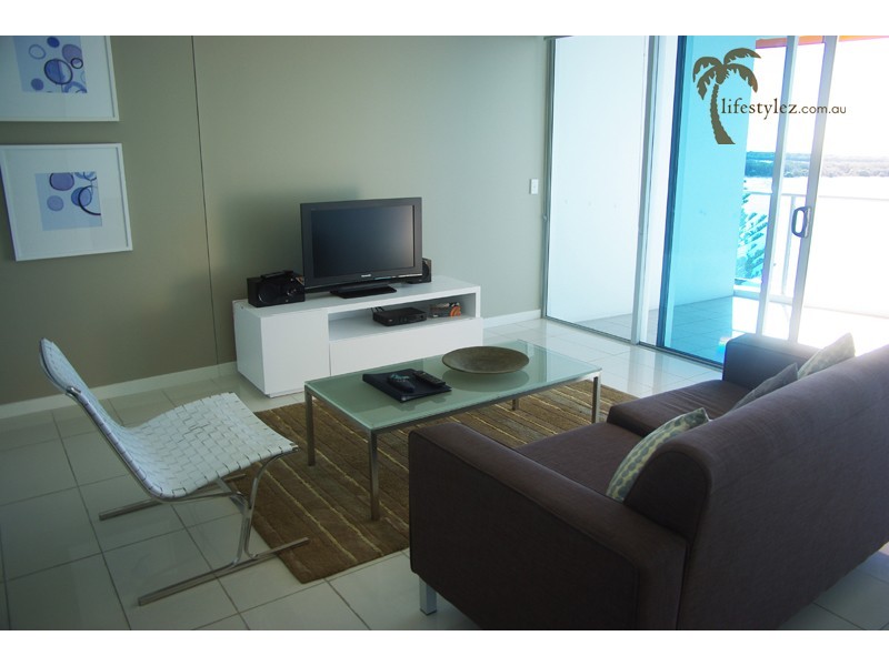 430 Marine Pde, Biggera Waters QLD 4216