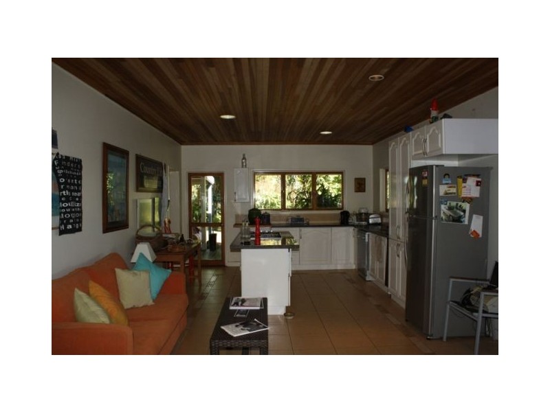 Lake Eacham QLD 4884