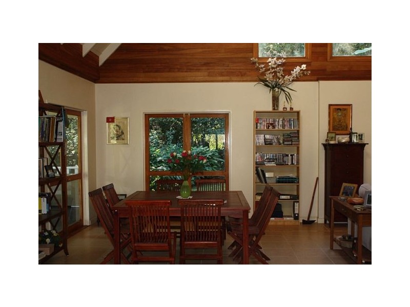 Lake Eacham QLD 4884