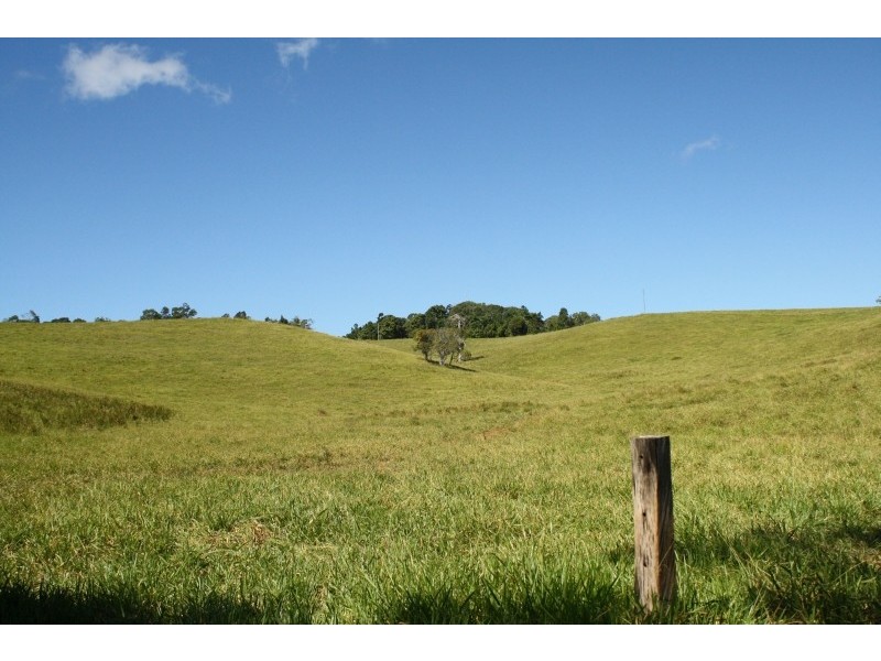 Barrine QLD 4872