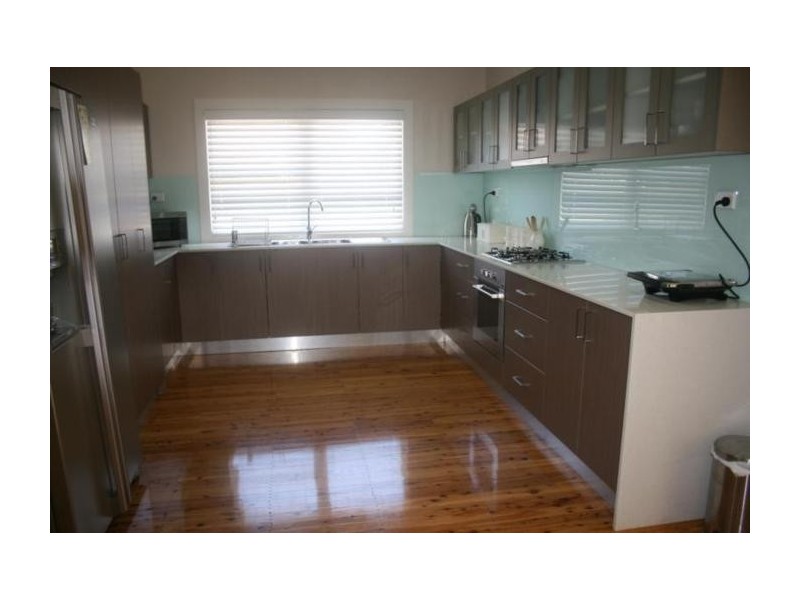 51 Cantebury, Glenfield NSW 2167